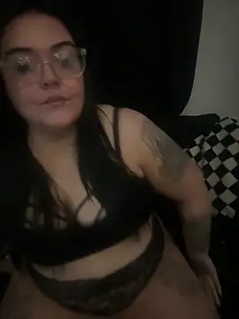 Miss CurvesXXX online show from February 16, 6:28 pm