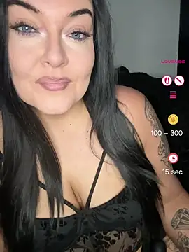 Miss CurvesXXX online show from May 7, 1:36 pm