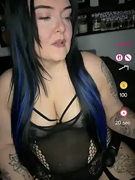 Miss CurvesXXX online show from April 25, 8:50 pm
