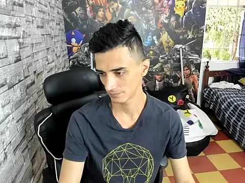 felipe colinss online show from February 14, 12:38 pm