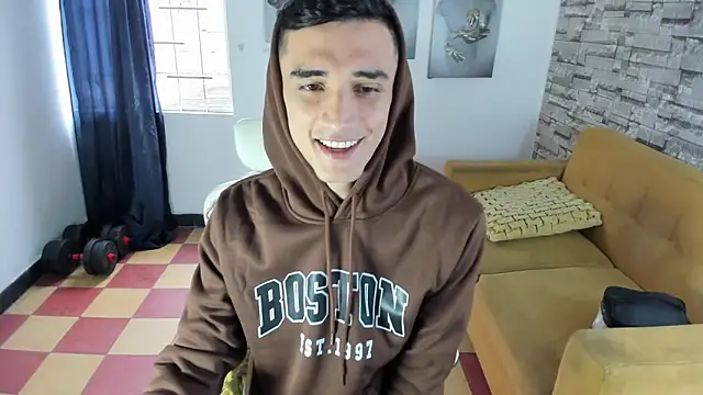 felipe colinss online show from April 8, 12:17 pm