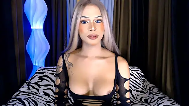 ShannelKeller online show from July 2, 9:32 pm