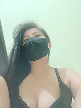 Snapshot of Lyly-68688 chatting on July 8, 2:07 pm Lyly-68688 online show from July 8, 2:07 pm