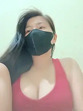 Snapshot of Lyly-68688 chatting on June 12, 2:48 pm Lyly-68688 online show from June 12, 2:48 pm