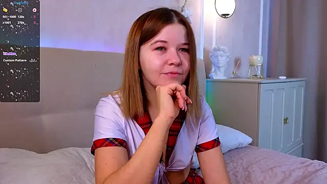  Doll Face  online show from January 15, 9:23 am