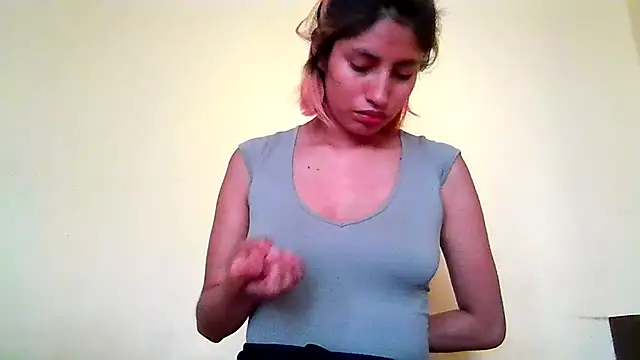 Snapshot of mindymiaw chatting on July 7, 9:51 pm mindymiaw online show from July 7, 9:51 pm