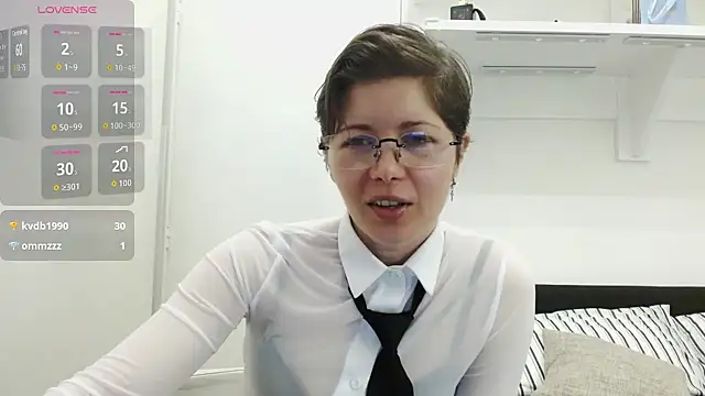 Alexxa XX online show from February 25, 7:25 pm