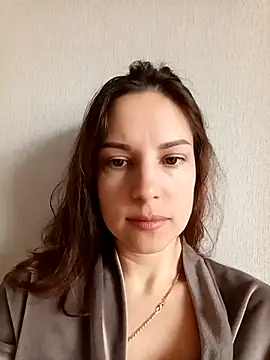 She-Moon online show from April 3, 6:20 am