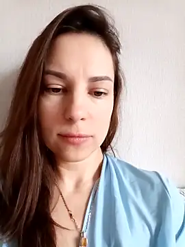 She-Moon online show from February 6, 6:53 am