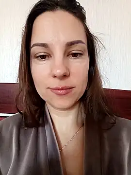 She-Moon online show from April 5, 6:53 am