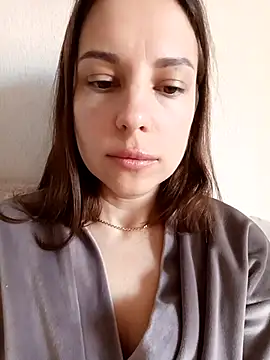 She-Moon online show from April 27, 6:22 am