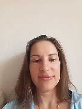 Snapshot of She-Moon chatting on June 30, 8:03 am She-Moon online show from June 30, 8:03 am