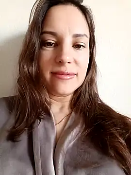 She-Moon online show from April 14, 6:07 am