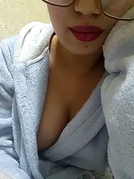 Sexy-Mouna online show from March 15, 8:49 pm