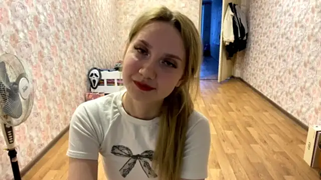 BerneiiceNases online show from March 20, 2:51 pm