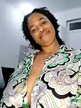 Snapshot of ClitorisBoobs chatting on July 14, 6:25 pm ClitorisBoobs online show from July 14, 6:25 pm
