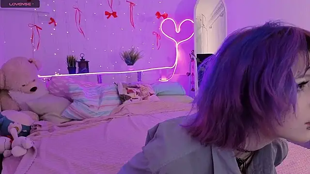 Ashley Veil online show from January 16, 8:13 pm