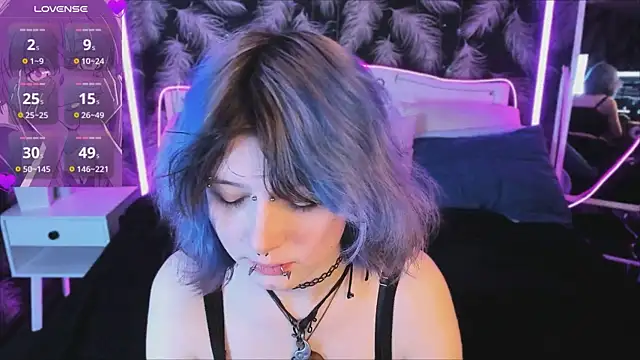 Ashley Veil online show from February 27, 8:08 pm