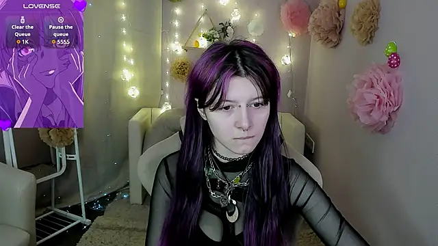 Ashley Veil online show from May 12, 8:48 pm