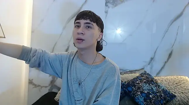 XanderGrey8 online show from March 18, 7:15 pm