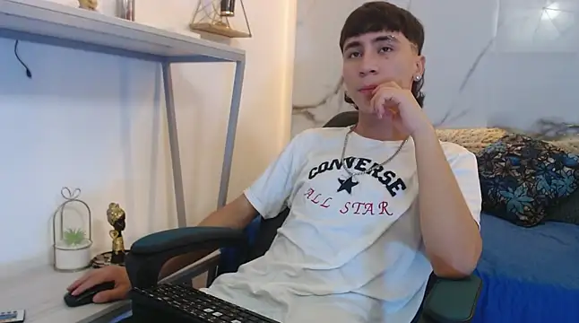 XanderGrey8 online show from March 16, 7:05 pm