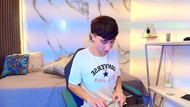 XanderGrey8 online show from February 24, 7:48 pm