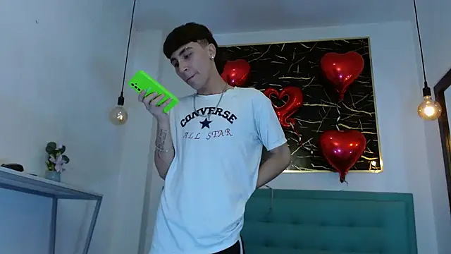 XanderGrey8 online show from February 18, 7:32 pm