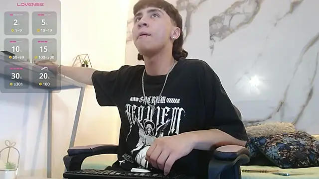 XanderGrey8 online show from March 25, 7:13 pm