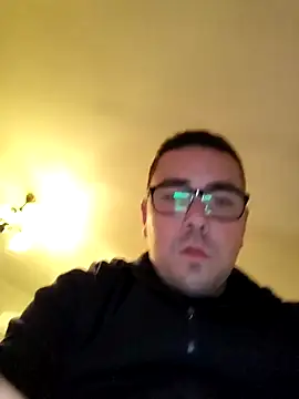 Vieirapauduro69 online show from February 6, 6:48 pm