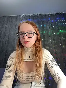 coy girl  online show from February 6, 12:23 pm