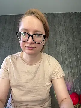 coy girl  online show from March 4, 11:51 am