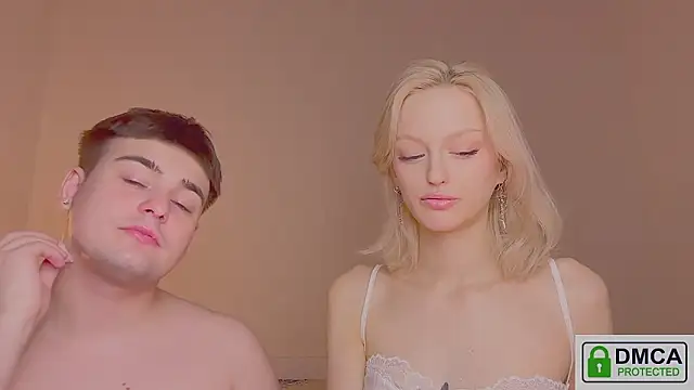 your molly mark  online show from February 28, 7:57 pm