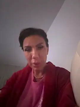 Missolevelvet online show from March 9, 10:02 pm