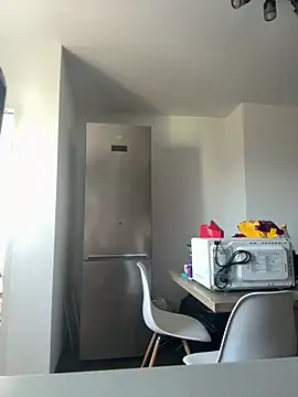 Missolevelvet online show from March 9, 9:35 am