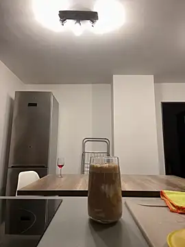 Missolevelvet online show from March 13, 6:35 pm