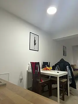 Missolevelvet online show from February 28, 7:35 pm