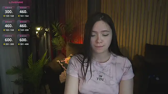Snapshot of MargaritaGrey chatting on June 7, 6:13 pm MargaritaGrey online show from June 7, 6:13 pm