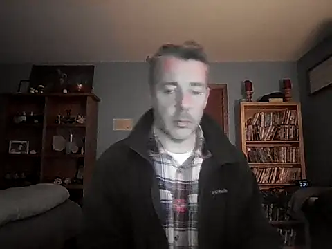 chrisw8140 online show from February 10, 11:37 pm