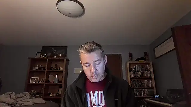 chrisw8140 online show from February 18, 2:02 pm