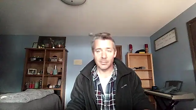 chrisw8140 online show from March 13, 10:48 pm