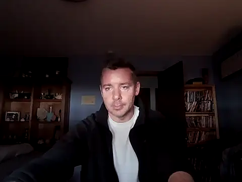 chrisw8140 online show from February 8, 8:50 pm