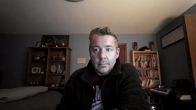 chrisw8140 online show from January 12, 12:06 am