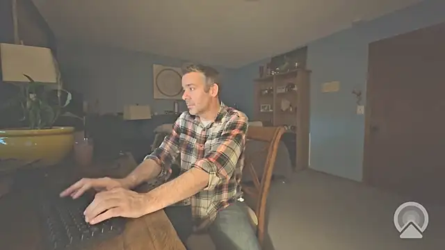 chrisw8140 online show from April 25, 1:19 am