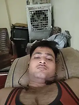 Snapshot of allumatar chatting on May 25, 5:11 pm allumatar online show from May 25, 5:11 pm
