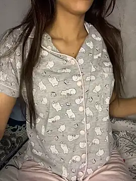 SexyNarRazane online show from May 18, 1:50 am