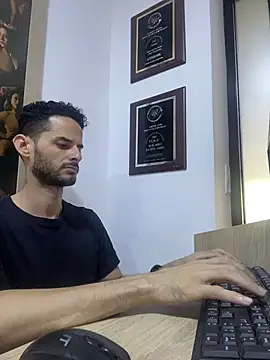 gatoquiles online show from February 9, 8:29 pm