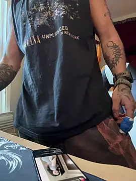 Snapshot of JoeyBlazy chatting on February 16, 4:16 pm JoeyBlazy online show from February 16, 4:16 pm