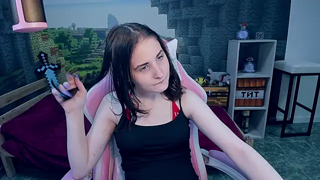 KiraDuvall online show from March 7, 5:18 pm