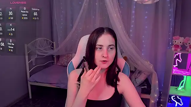 KiraDuvall online show from April 19, 5:14 pm