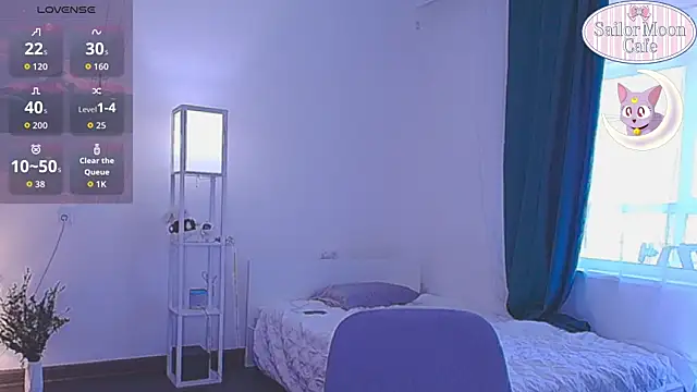 sailormoon666  online show from April 10, 10:44 am